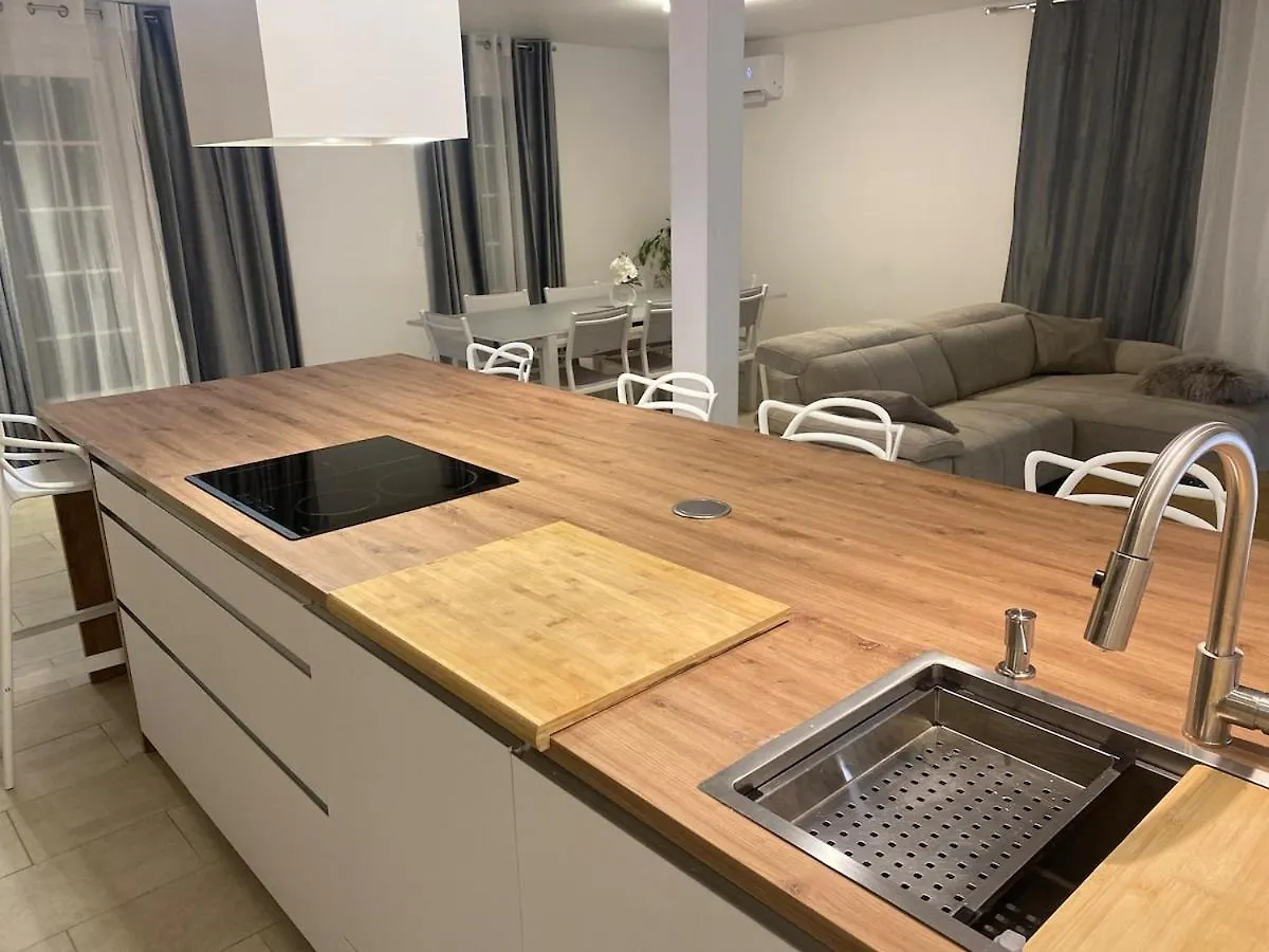 L Ecrin De Lidia Close To Meett Air Conditioning Parking Aussonne Villa